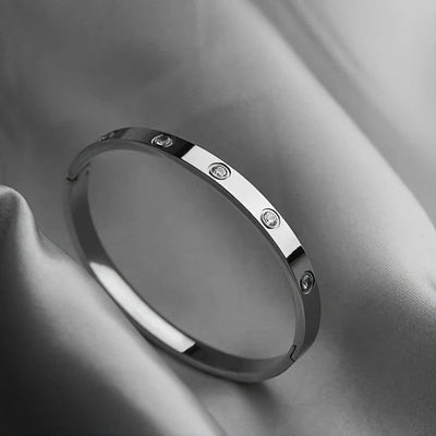 KIND BRACELET
